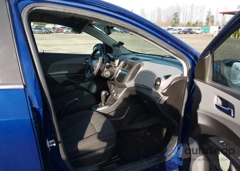 2014 Chevrolet Sonic Lt Auto z USA, uszkodzony, nr VIN 1G1JC6SH0E4153620